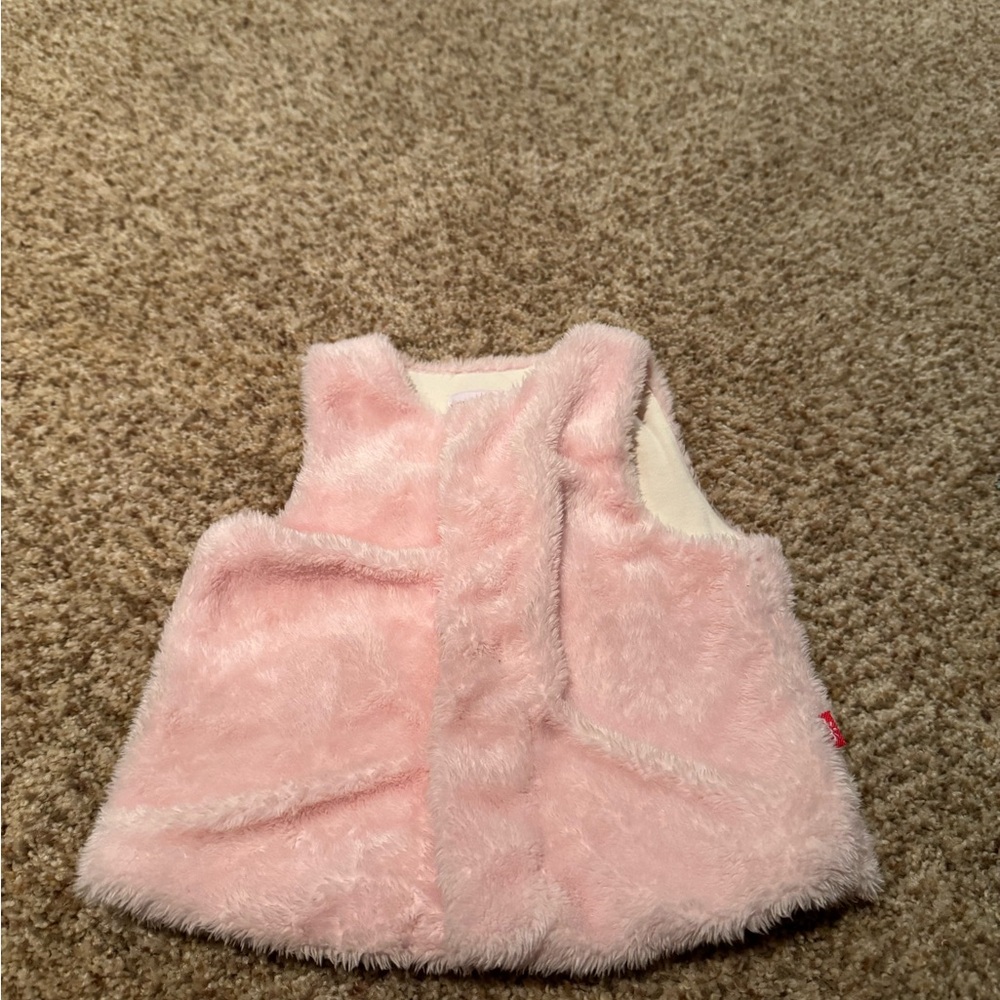 EUC 9-12 months Magnetic Me pink fuzzy vest
